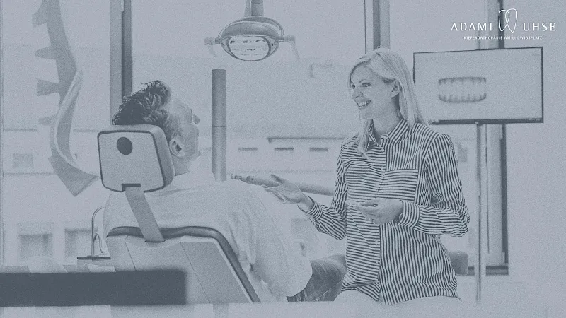 Kieferorthopäde für Erwachsene